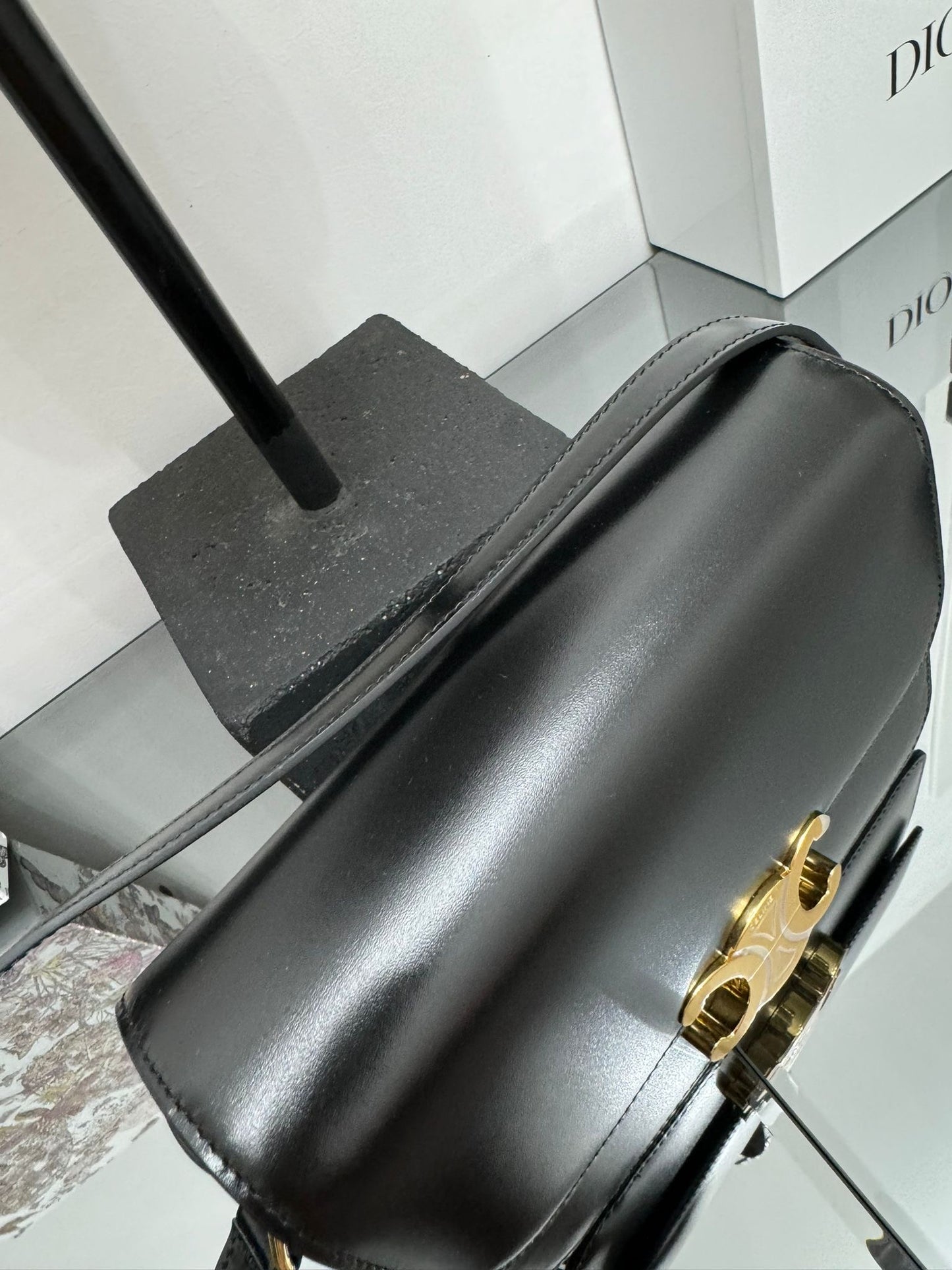 TEEN TRIOMPHE BAG IN BLACK POLISHED CALFSKIN