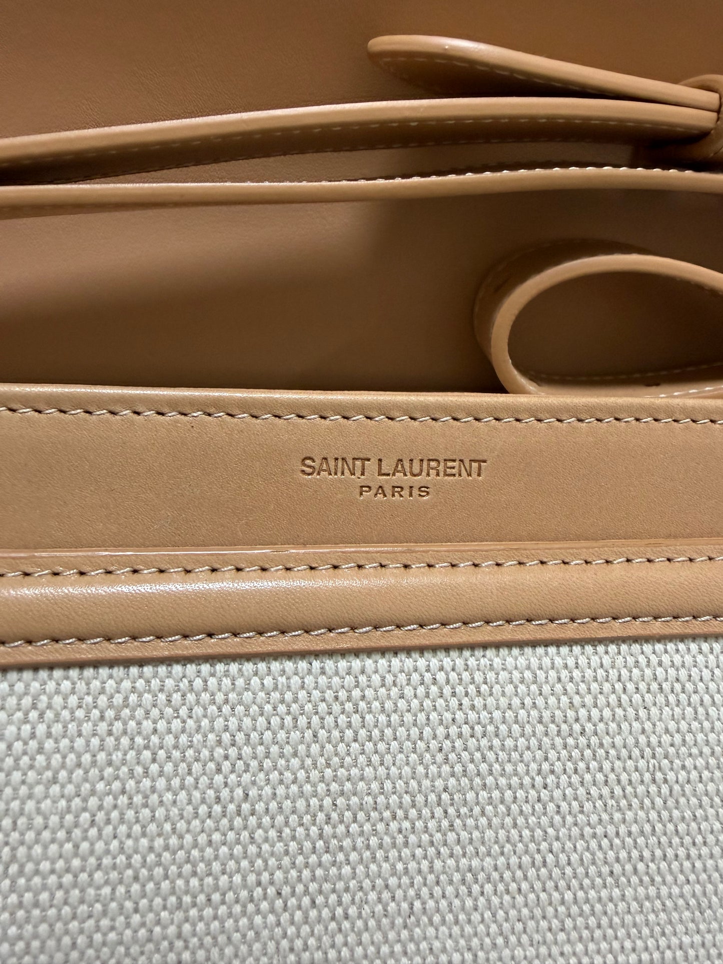 Saint Laurent solferino borsa a spalla in rafia beige con profili marrone