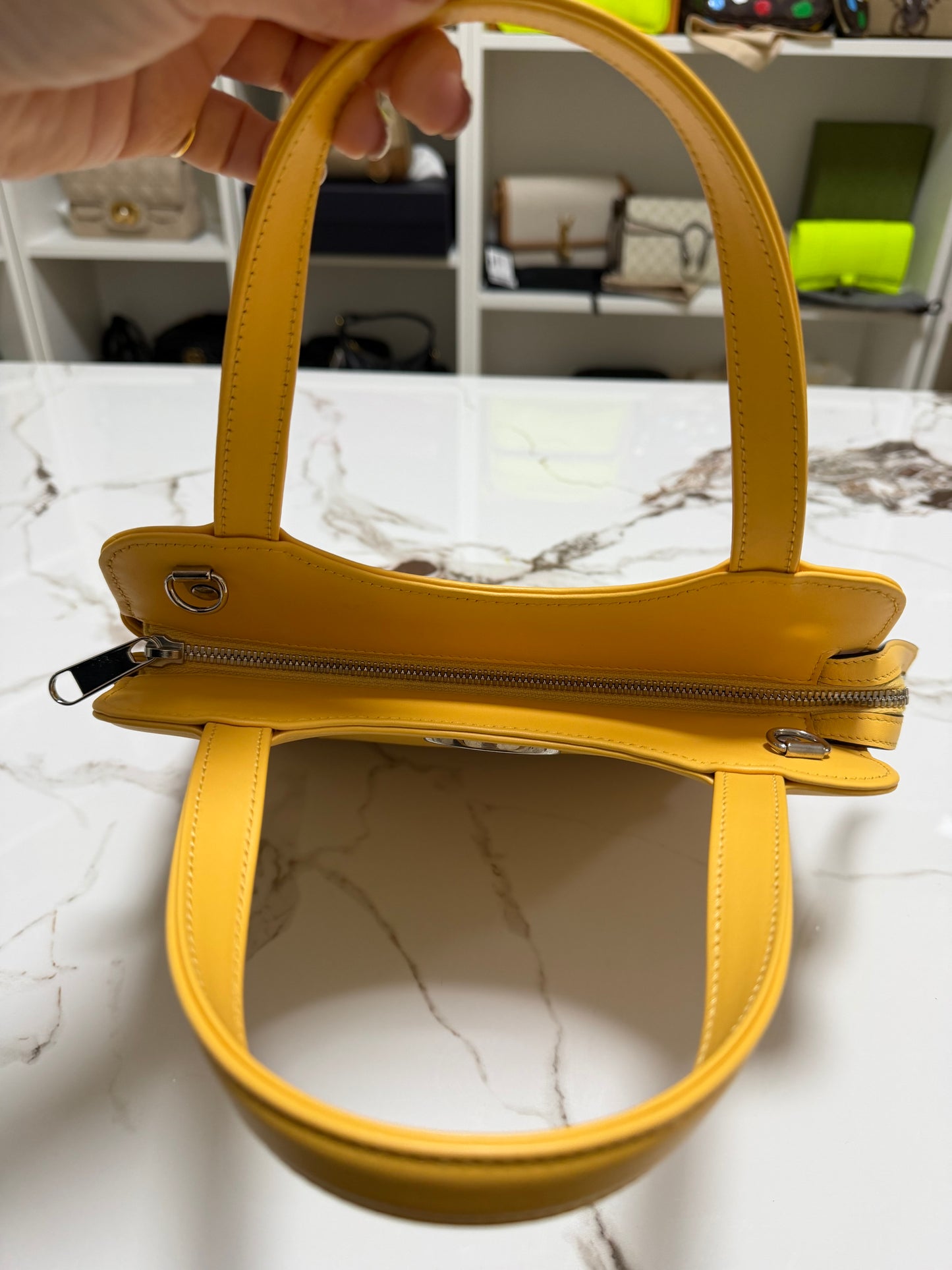GUCCI borsa petite gg piccola a spalla in pelle giallo