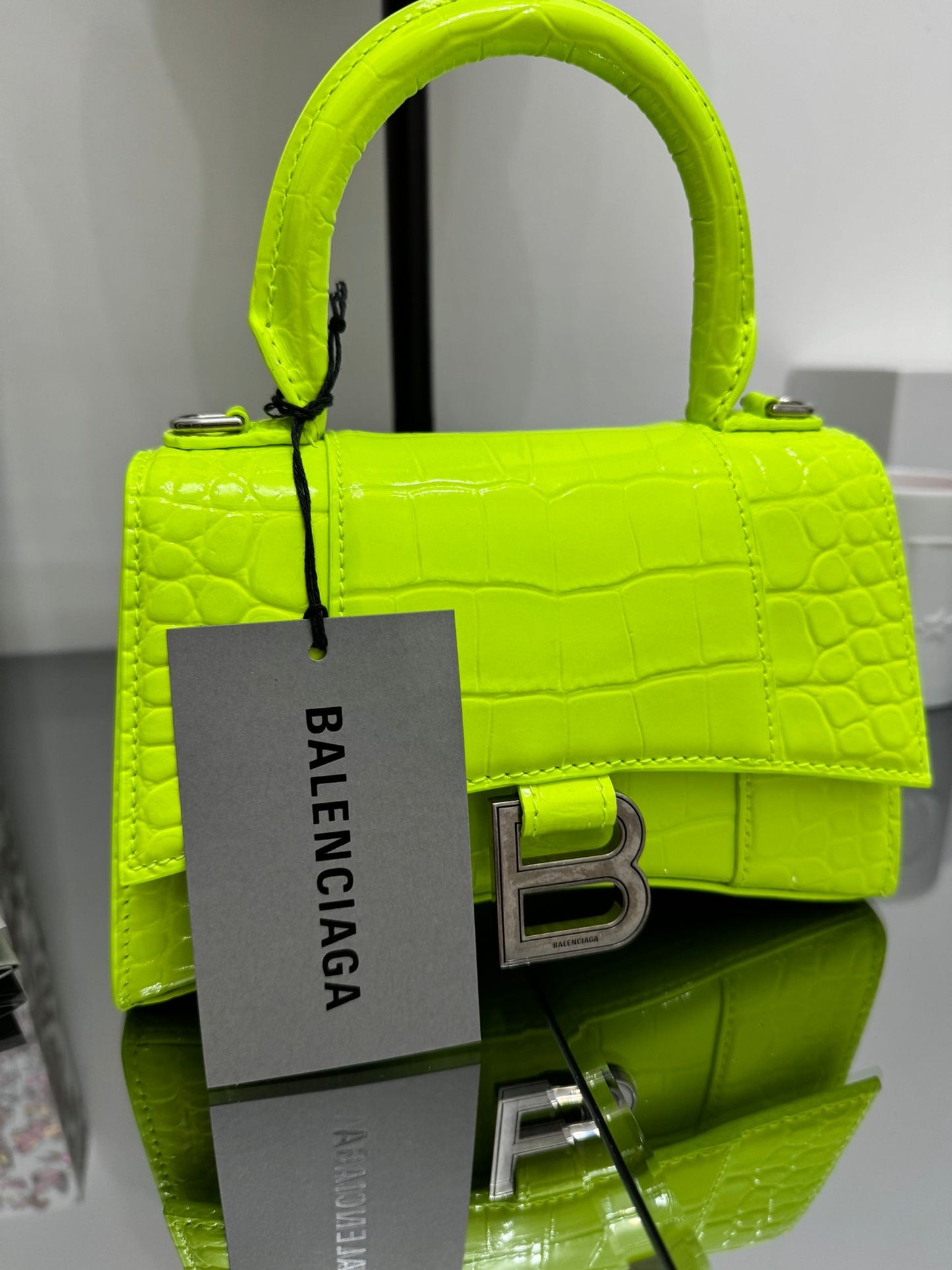 Borsa a mano Hourglass con effetto coccodrillo giallo fluo