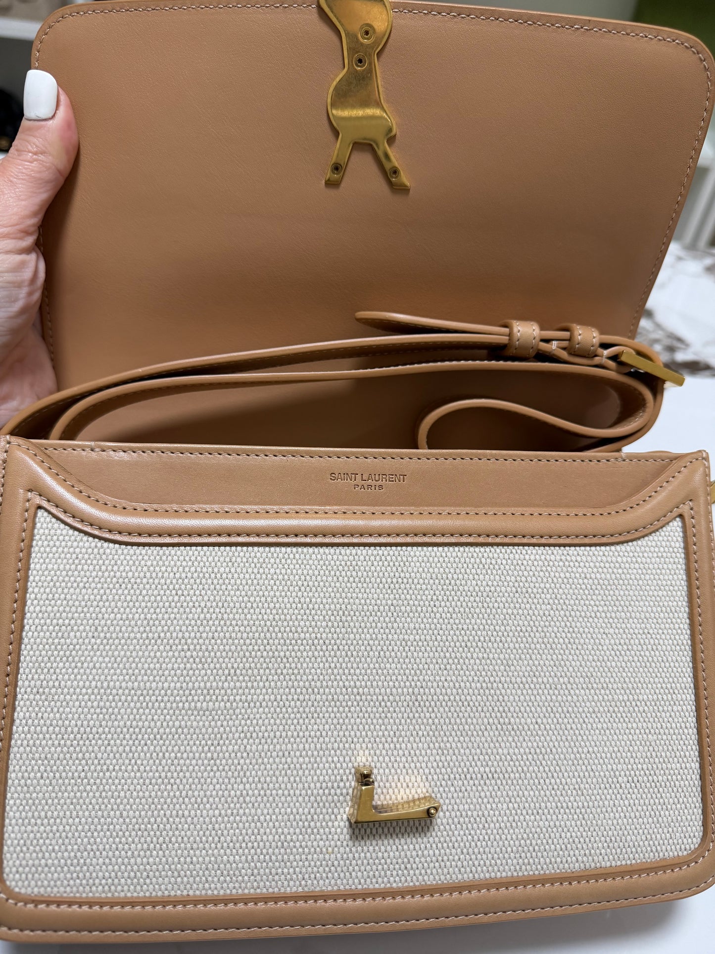 Saint Laurent solferino borsa a spalla in rafia beige con profili marrone