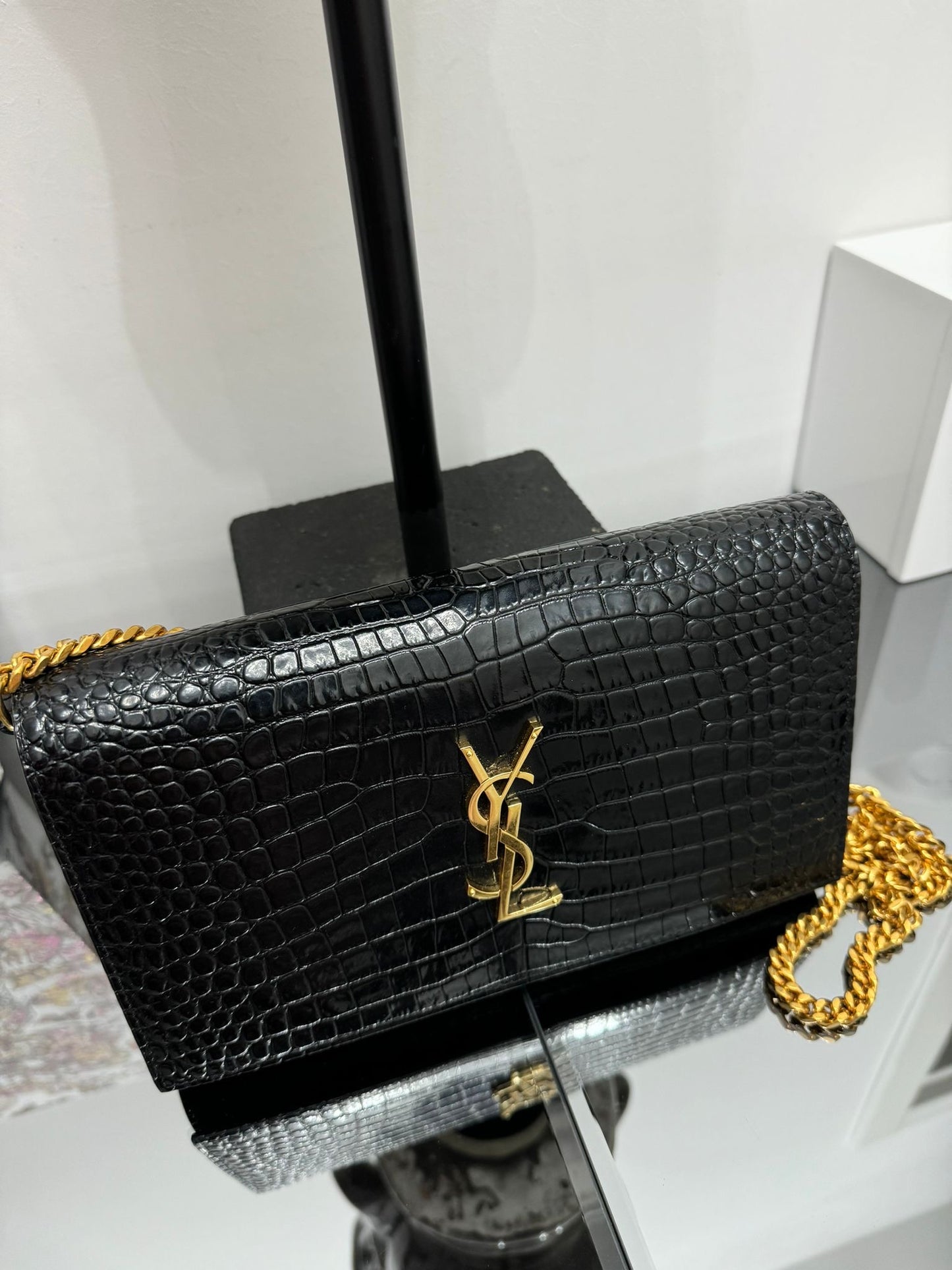 KATE SHOULDER BAG BLACK SHINY LEATHER COCONUT PRINT