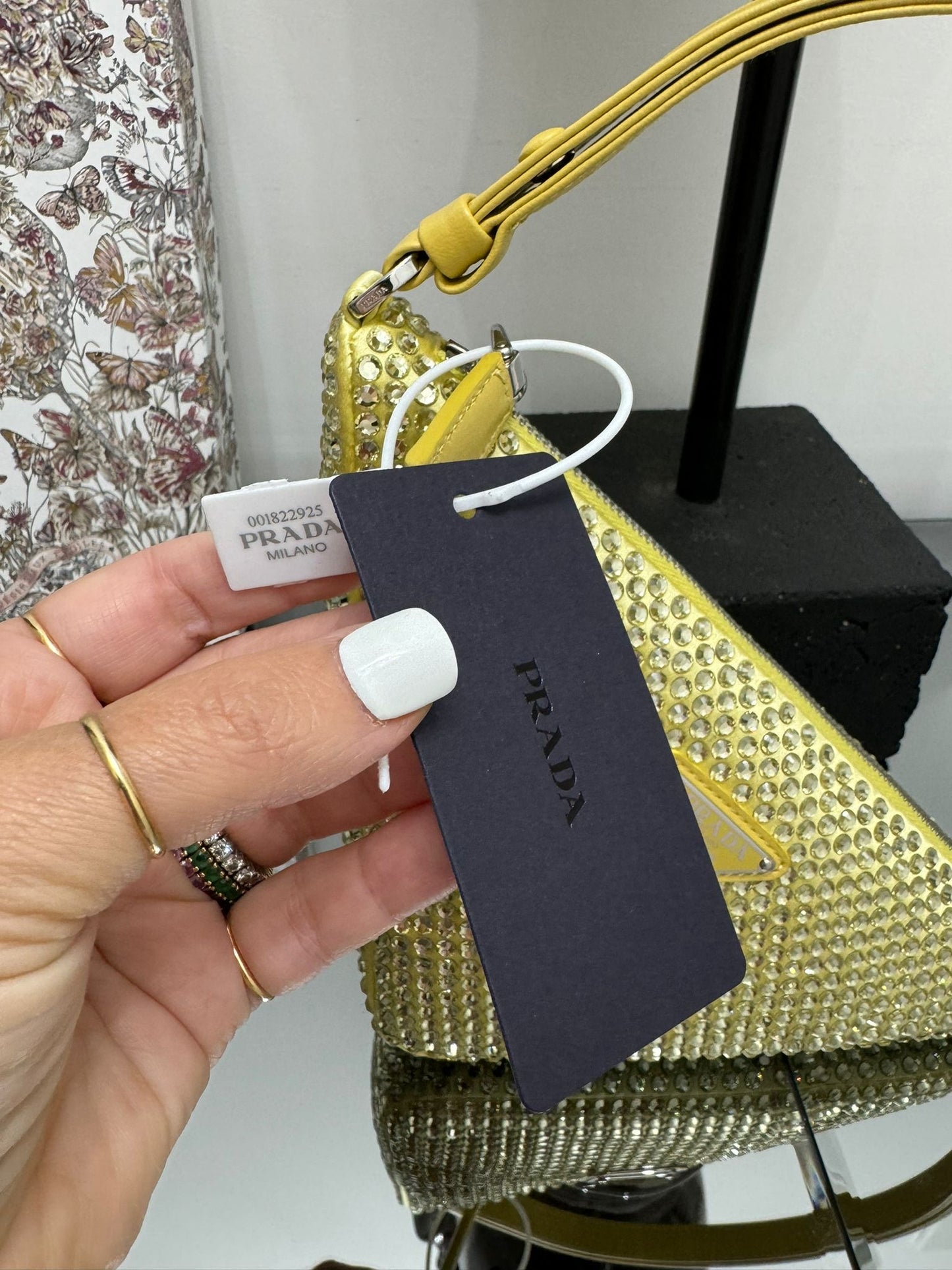 Triangle bag with crystals in hananas color (light yellow)