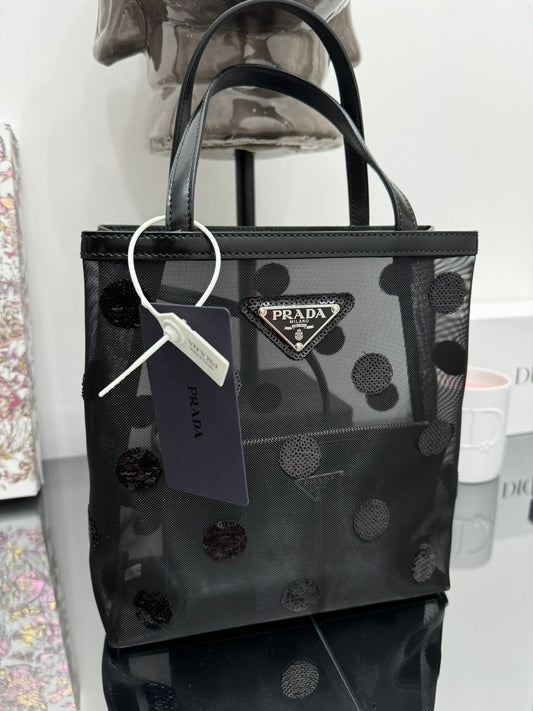 Small bag in mesh and leather with black sequins