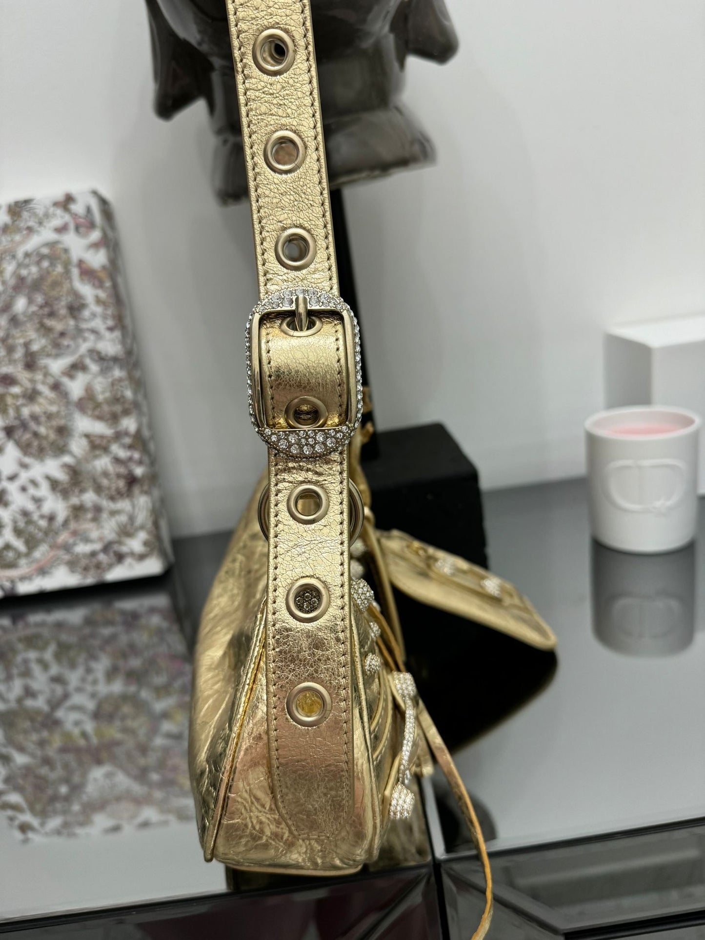 Le Cagole XS shoulder bag in gold nappa