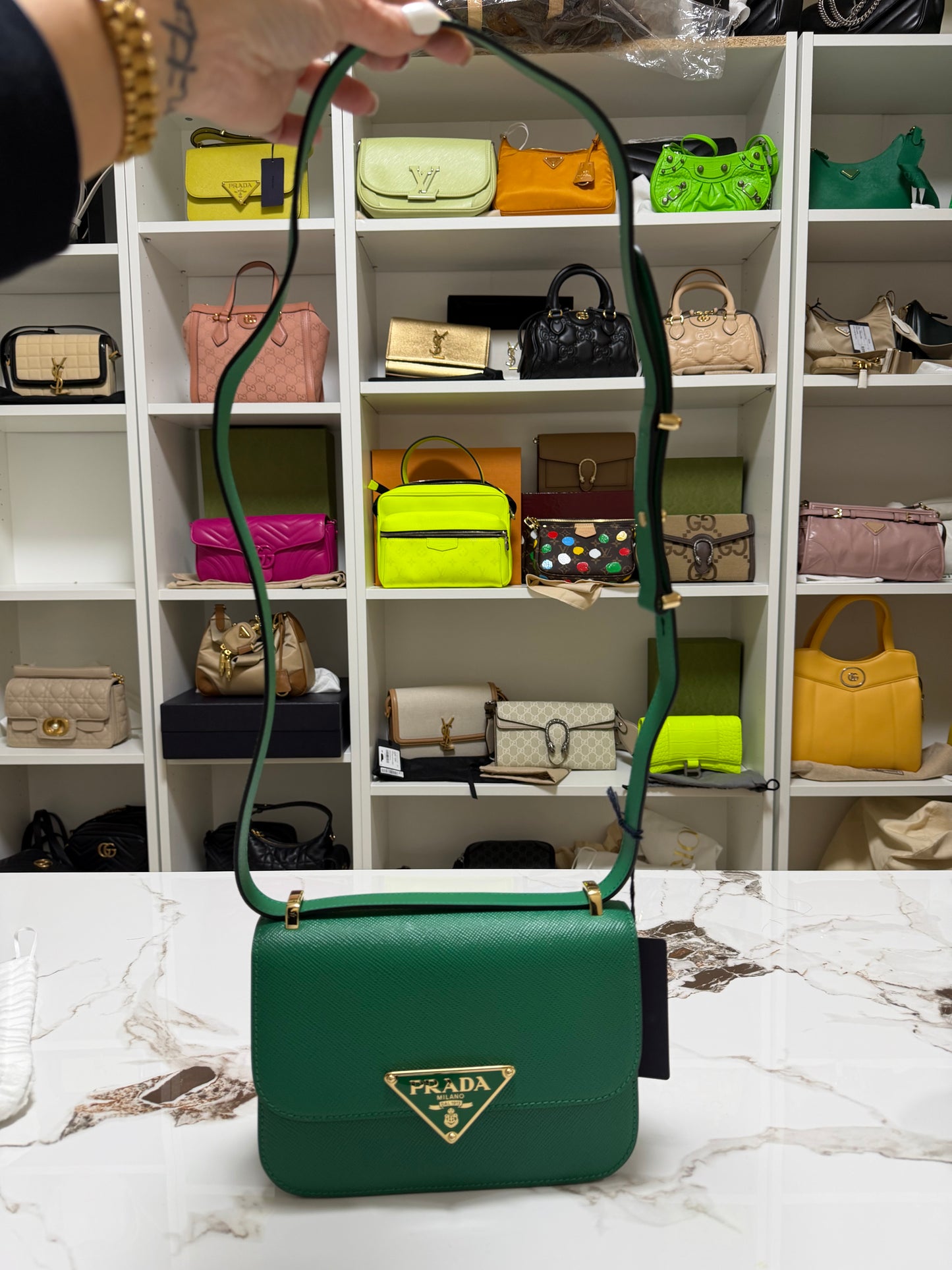 PRADA Borsa a spalla in Saffiano con pattina