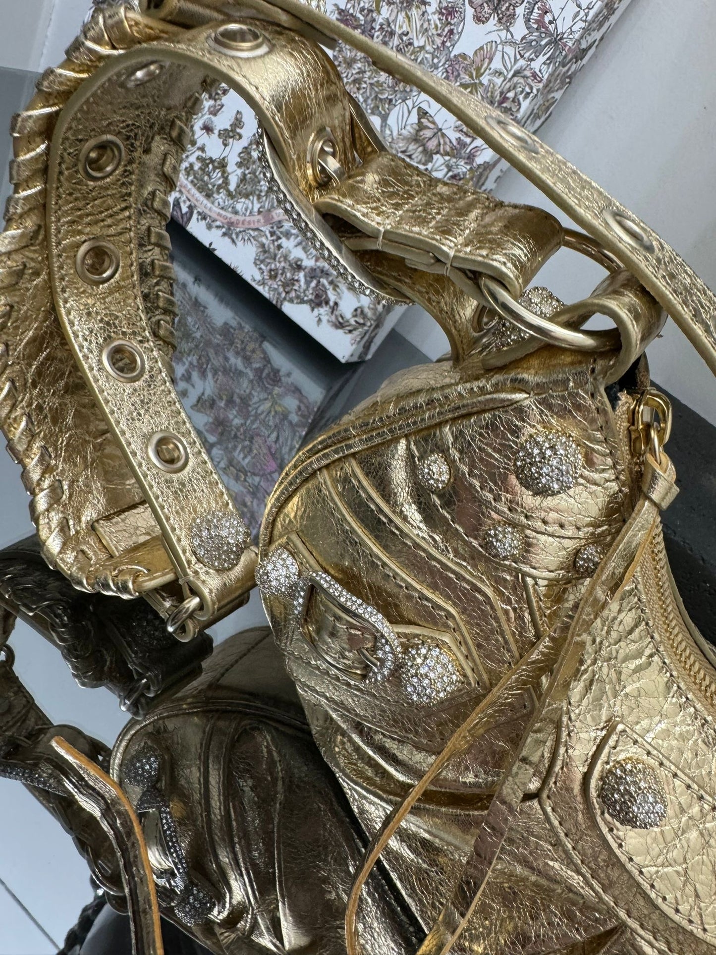 Le Cagole XS shoulder bag in gold nappa