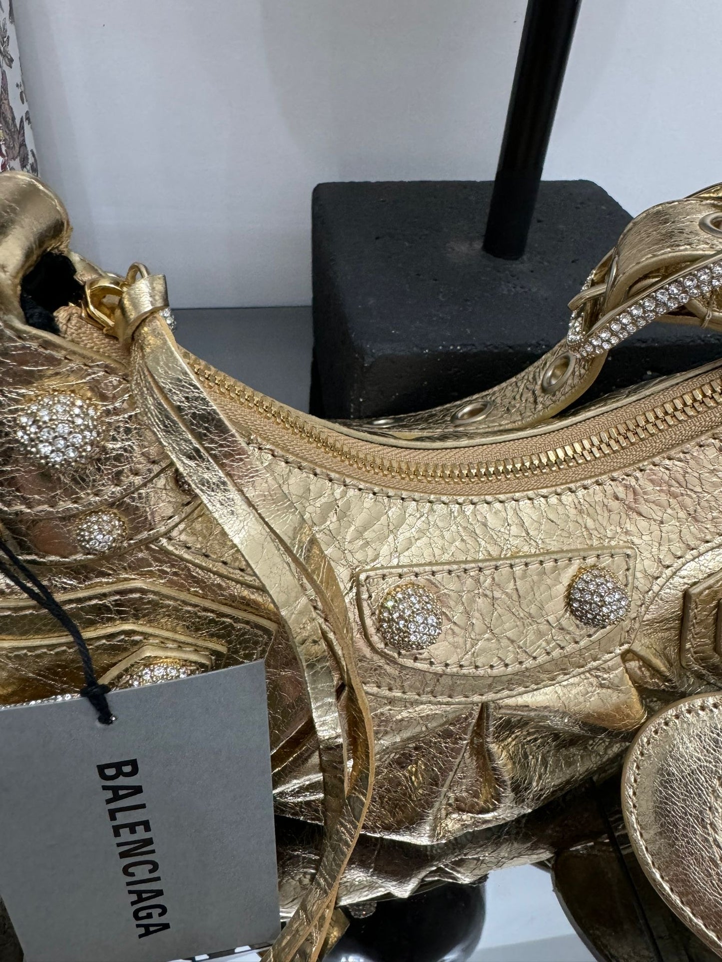 Le Cagole XS shoulder bag in gold nappa