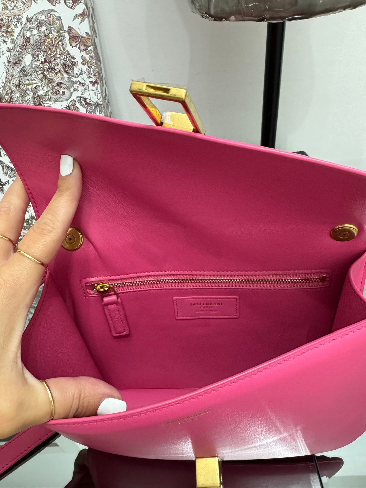 Carré leather shoulder bag fuchsia