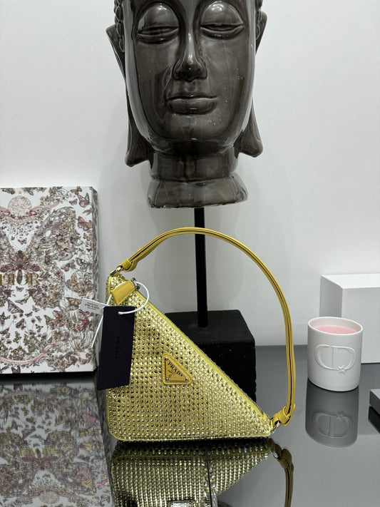 Triangle bag with crystals in hananas color (light yellow)