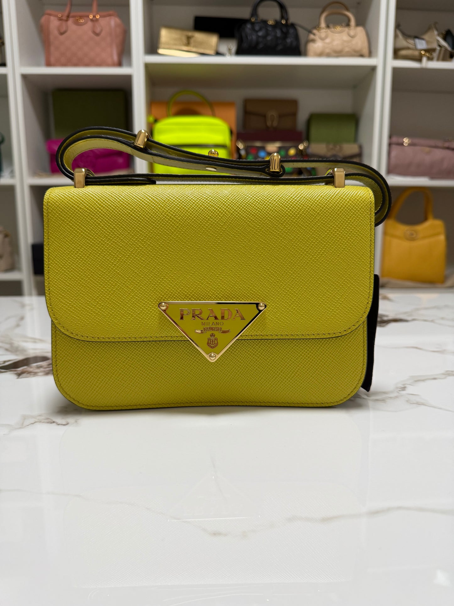 Prada Borsa a spalla in Saffiano con pattina