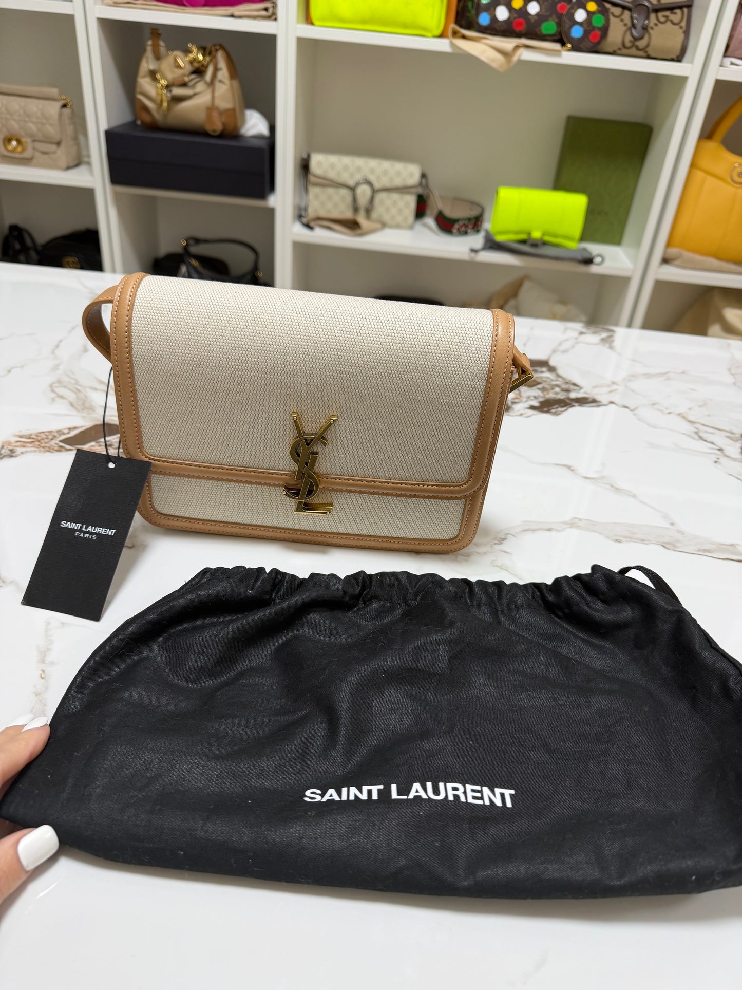 Saint Laurent solferino borsa a spalla in rafia beige con profili marrone