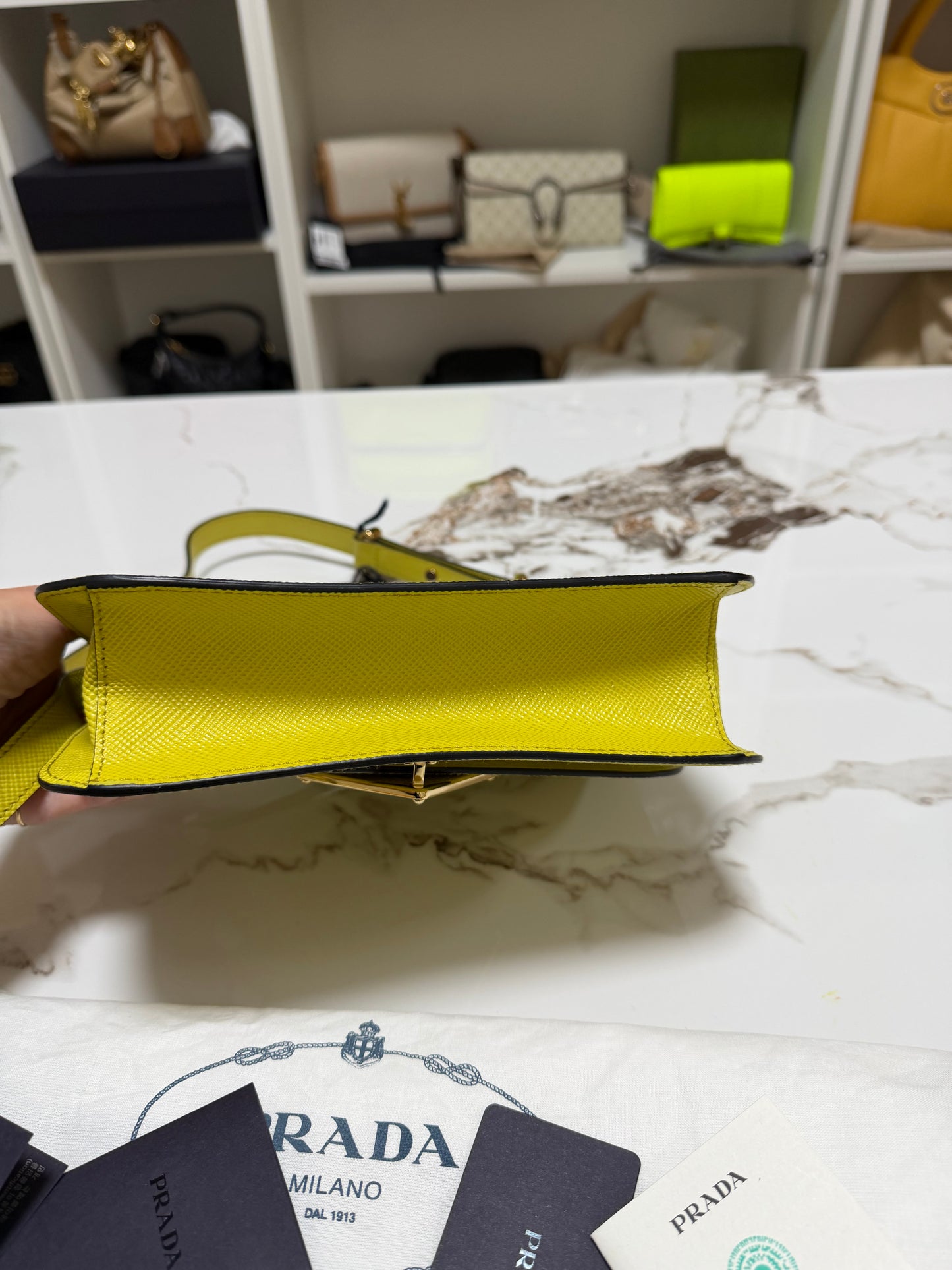 Prada Borsa a spalla in Saffiano con pattina